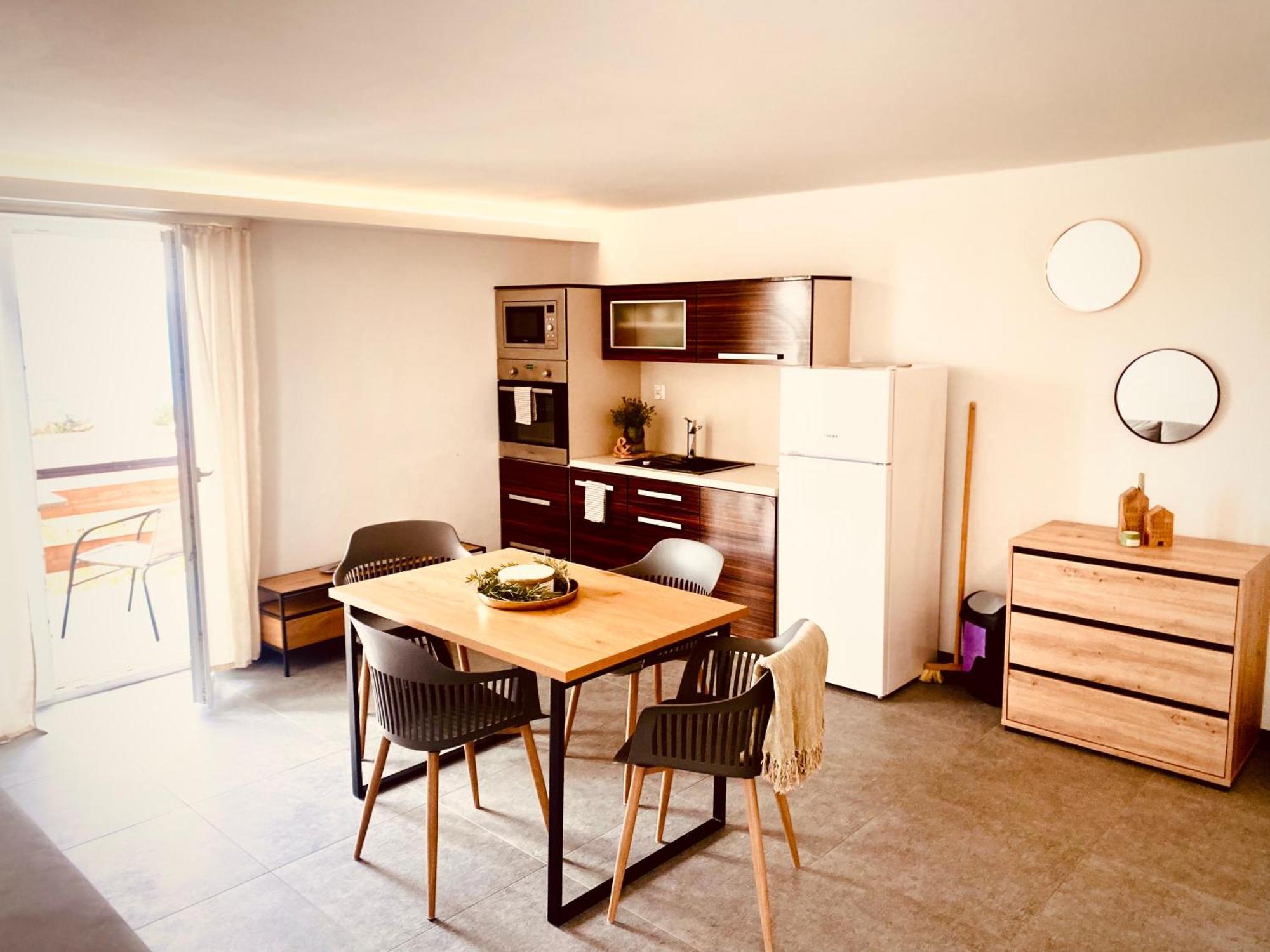 סנג' Apartment Nicol מראה חיצוני תמונה