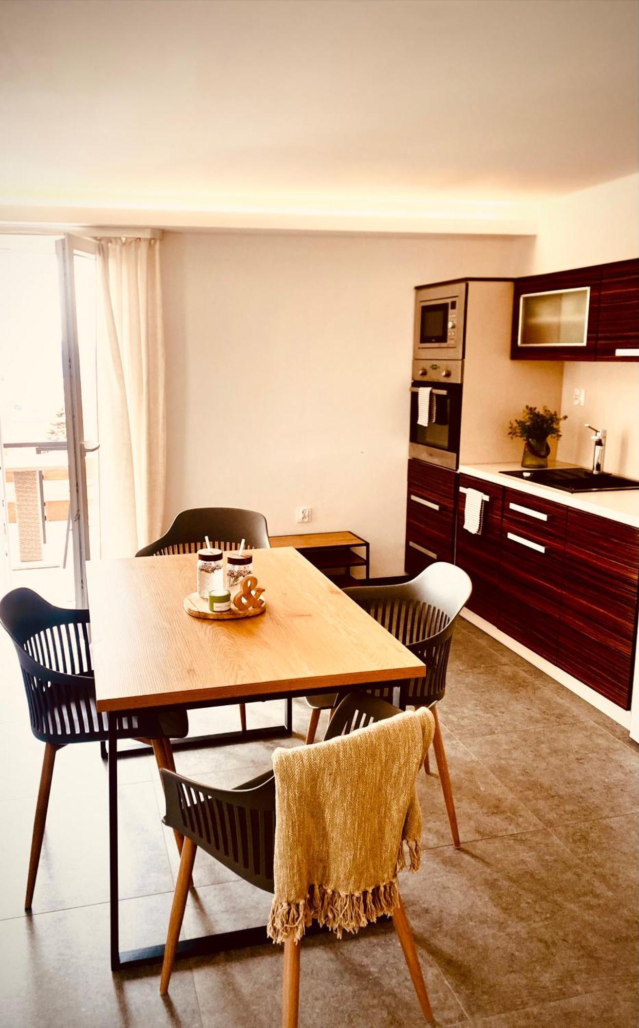 סנג' Apartment Nicol מראה חיצוני תמונה